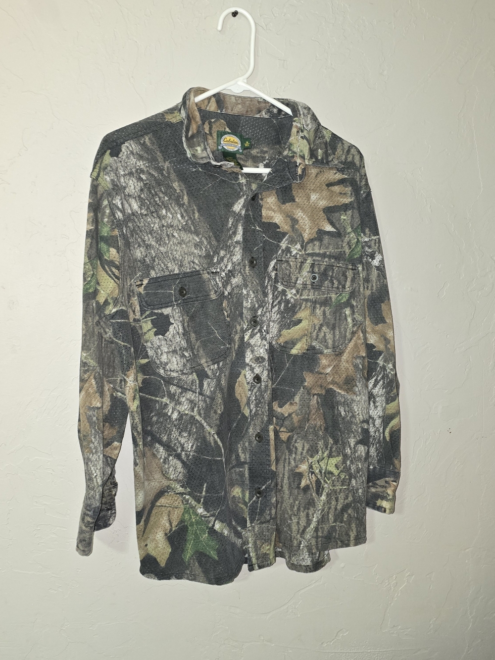 Cabela's Green and Brown Camo Short-Sleeve Outdoor Shirt